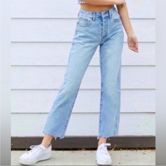 Brandy Melville Denim - Brandy Melville J Galt Button Up Straight Leg Jeans
